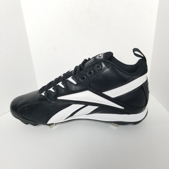 reebok baseball cleats